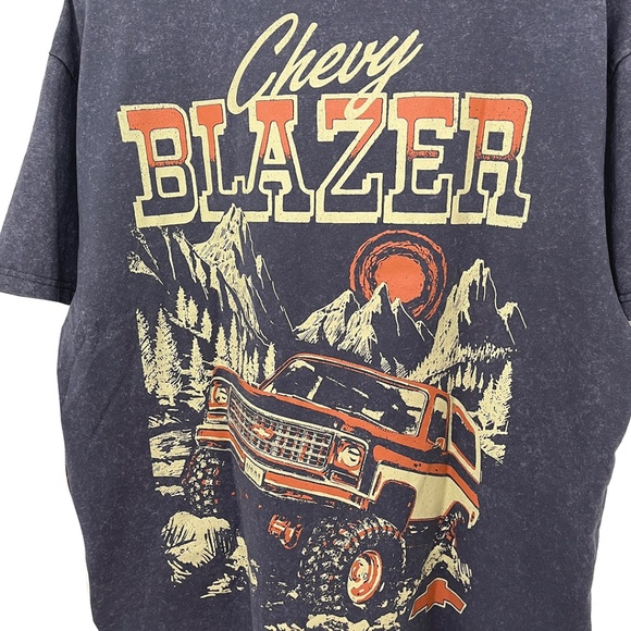Chevy Blazer Crop Fit Graphic T-Shirt Men’s XL - Picture 5 of 10